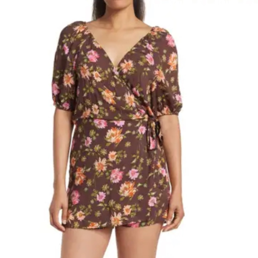 DR2 by Daniel Rainn Floral Short Sleeve Wrap Romper